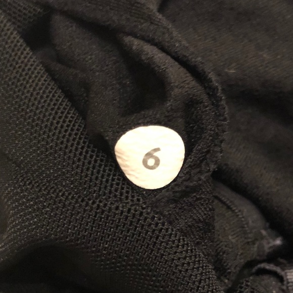 LULULEMON - Picture 7 of 8